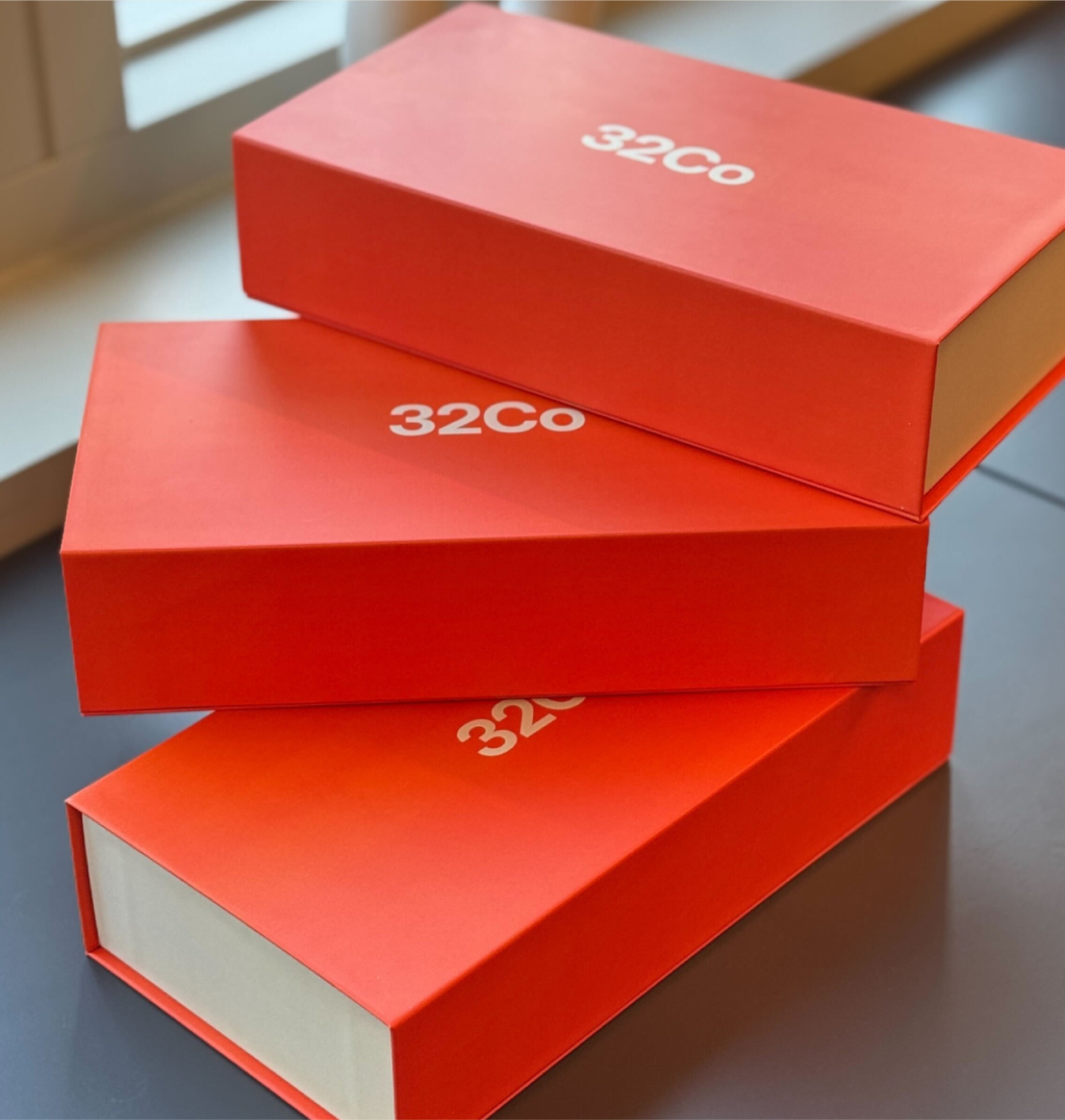 32Co packaging